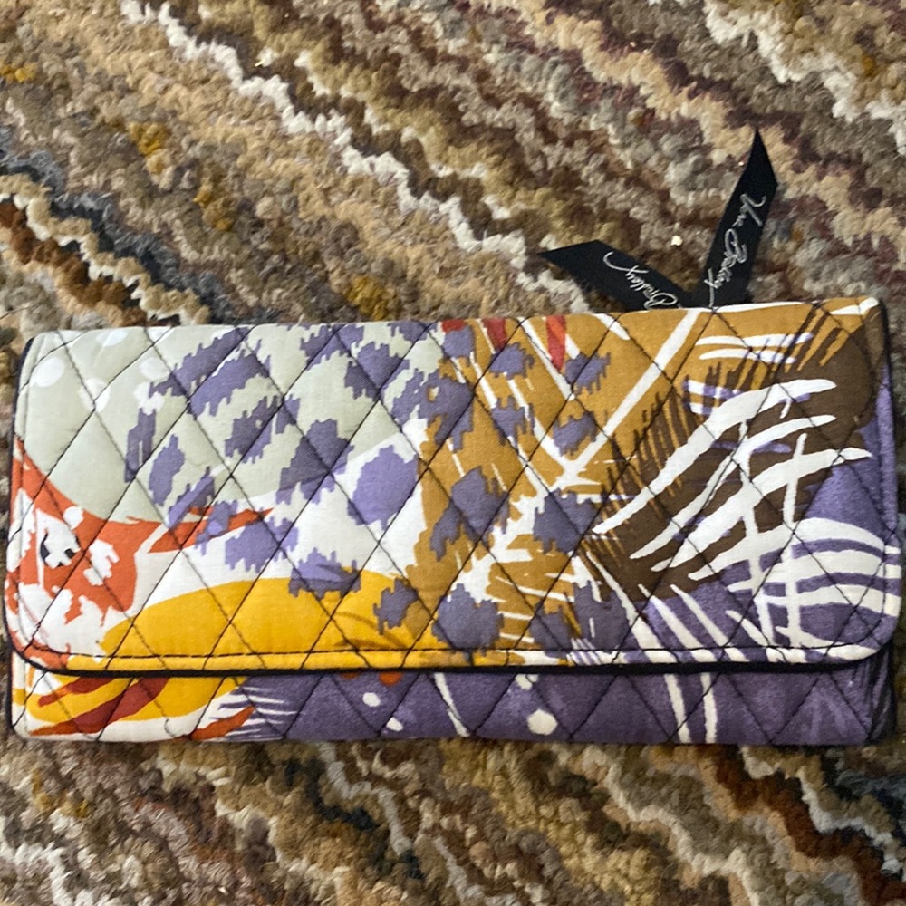 NWOT Vera Bradley fabric wallet